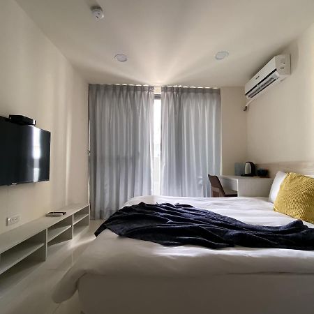 Sleeping Quilt Taichung Exterior photo