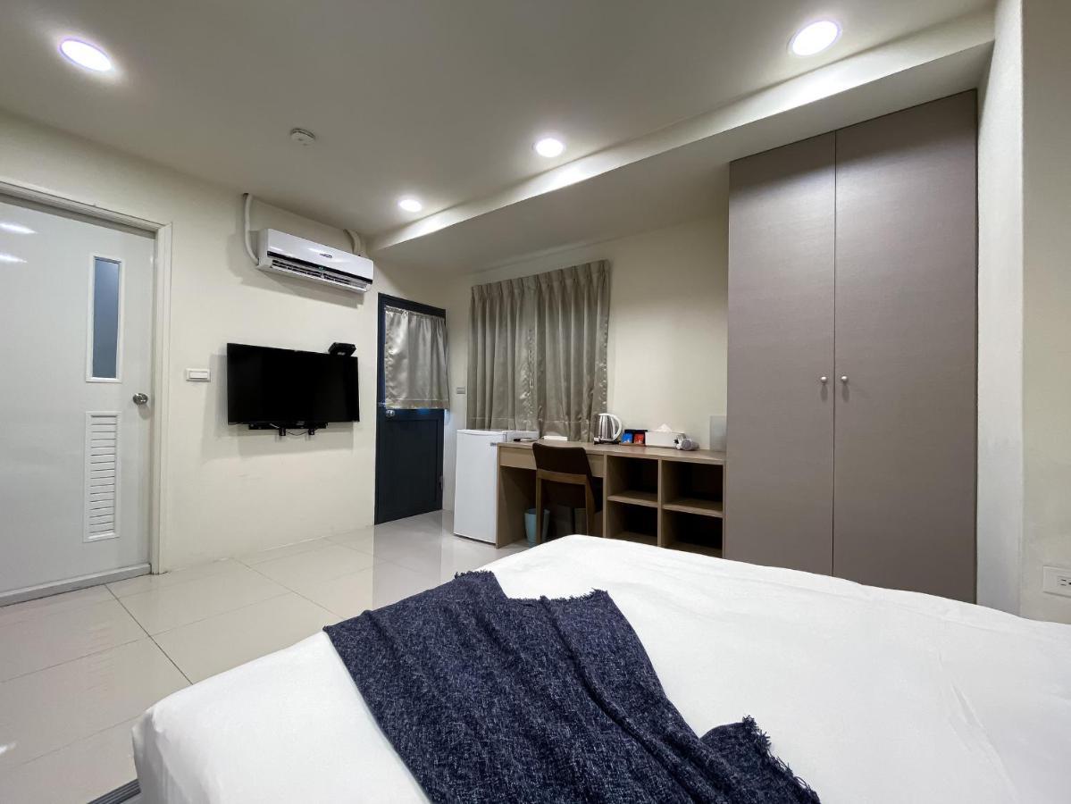 Sleeping Quilt Taichung Exterior photo