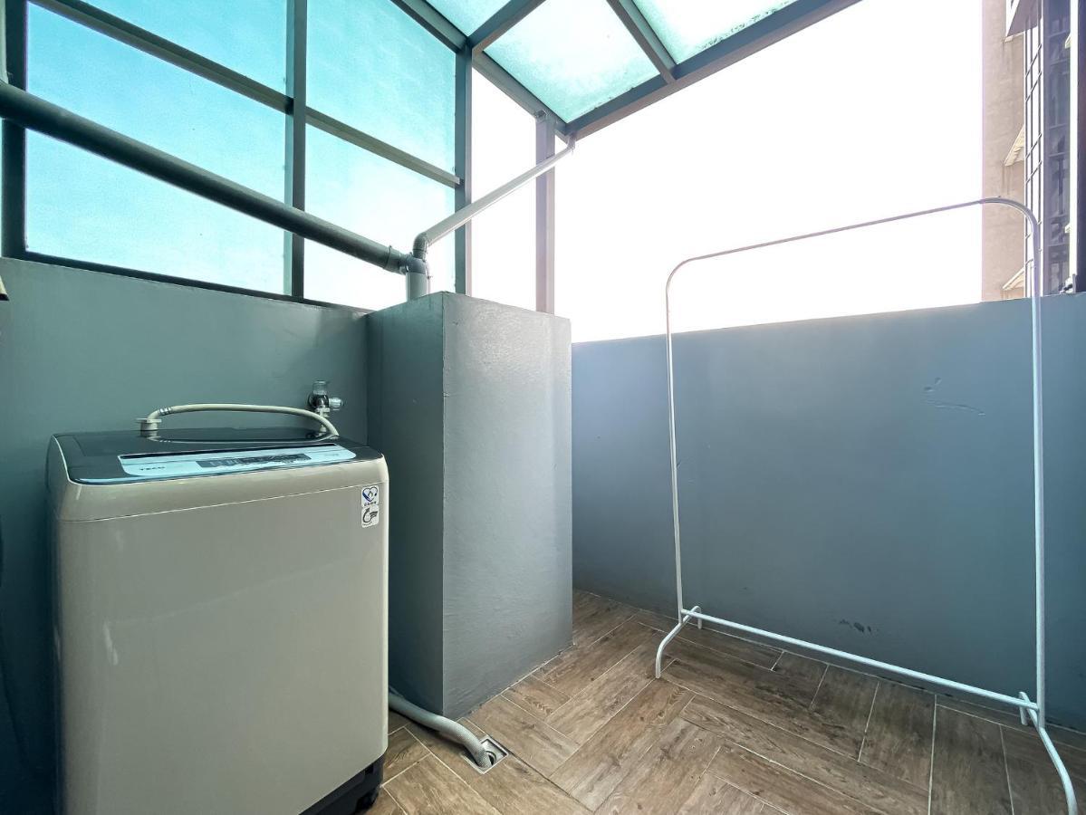 Sleeping Quilt Taichung Exterior photo