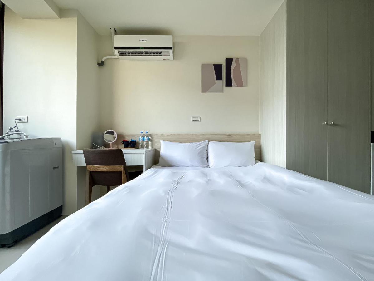 Sleeping Quilt Taichung Exterior photo
